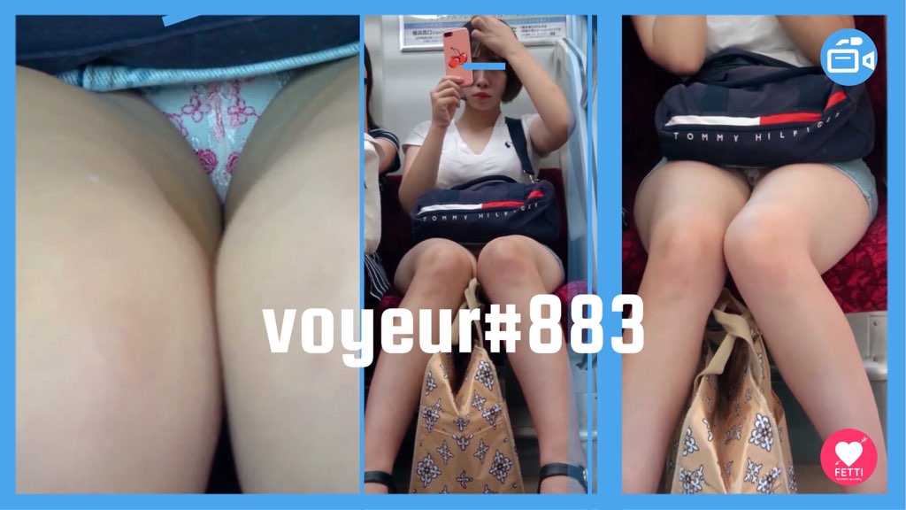 【voyeur#883】JDくらいの女の子の電車内対面パンチラ | 盗撮動画 | Ansuko.net
