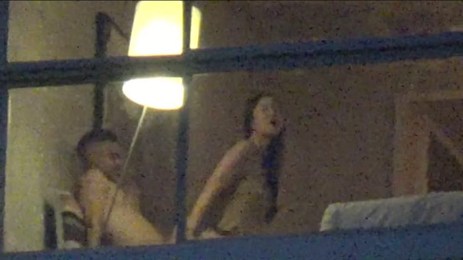 【民家盗撮】向かいのタワーマンションでセックスしている若いカップルを望遠カメラで盗撮 | 盗撮動画 | Ansuko.net
