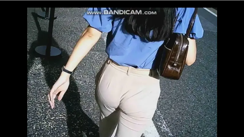 【お尻】超美人なお姉さんのパッツパツになった綺麗なお尻を尾行盗撮！！ | 盗撮動画 | Ansuko.net