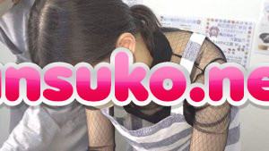 彼氏とのデートに夢中で無防備なちっぱい彼女のNTR胸チラ＆パンチラ盗撮 – エロ漫画の「エロ達」