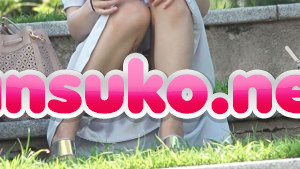 男の娘かと見紛うぷっくり膨らんだドテ高モリマン公園パンチラ盗撮 – エロ漫画の「エロ達」