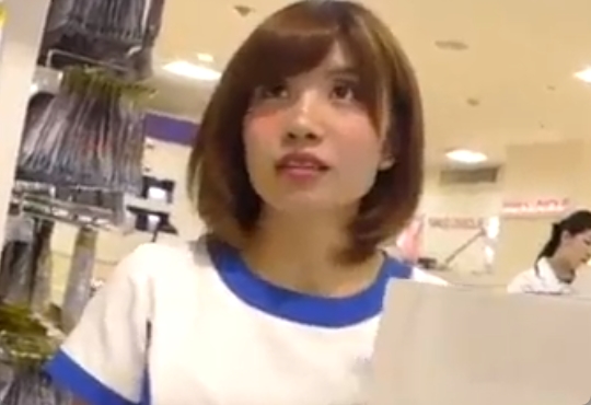 サプリ専門店にて超激カワショップ店員さんを逆さ撮り盗撮ｗ | 盗撮動画 | Ansuko.net