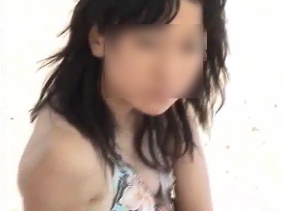 【盗撮】胸チラ最高傑作！プールで見かけたグラビアギャル以上の美女のビキニの隙間から乳首露出の一部終始ｗｗｗｗｗｗ | 盗撮動画 | Ansuko.net
