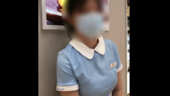 【盗撮動画】とある飲食店員を逆さ撮りしてみたらとんでもない事実が発覚してしまったんだが… | 盗撮動画 | Ansuko.net 