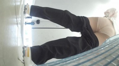 series of stunning panoramic rear-view cameras in university women's restrooms, including someone secretly filming a little fan girl in a pink blouse in the same stall. | Voyeur Video | Ansuko.net   