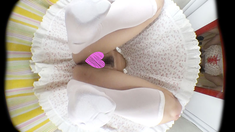【イベント会場更衣室床下カメラ】むき出しのま●ことヘアーが目の前3センチに!!ぽっちゃり女子!!1812-005 | 盗撮動画 | Ansuko.net