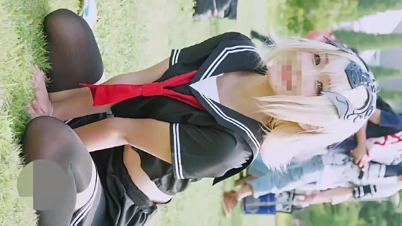 コミックマーケット コスプレ 超美人色白レイヤーさんの強風めくれ上がりパンチラ★ コミケ [123MB] | 盗撮動画 | Ansuko.net 