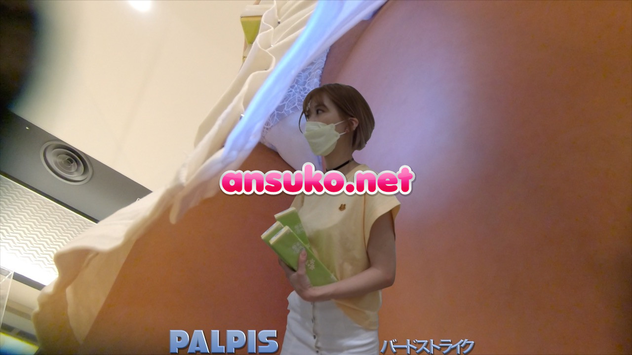 Tバックフロントギャル