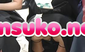 （PC/携帯対応） 超激レア！結婚披露宴の超Ｓ級美女達の胸ちら＆パンチラ ２/４