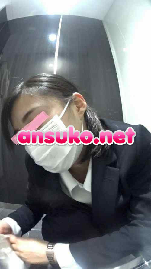 VIPな女子トイレ50スーツOLの長い一本糞