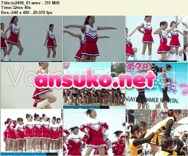 Cheerleaders Candid to2498_01