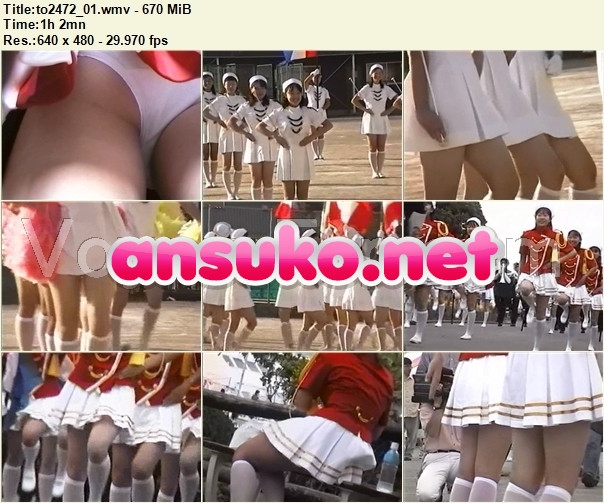 Cheerleaders Candid to2472_01