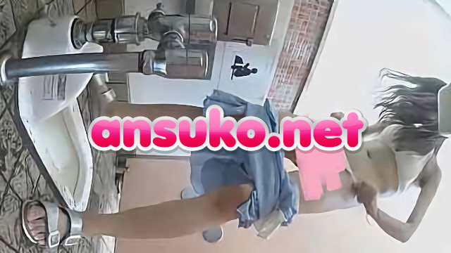 「あー漏れる漏れる」「あﾞあﾞあﾞあﾞゔォエ」某ベックス和式強烈ハミ毛 [253MB]