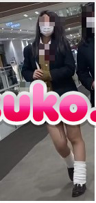 ◎ローアングル#31 JKの白Tバックを下から鑑賞