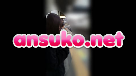 神レベルの制服K！！たまらないパンチラ！！