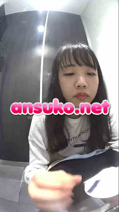 女子大生が集まる大学内トイレ観察