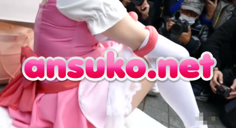 エロコスプレイヤー発見