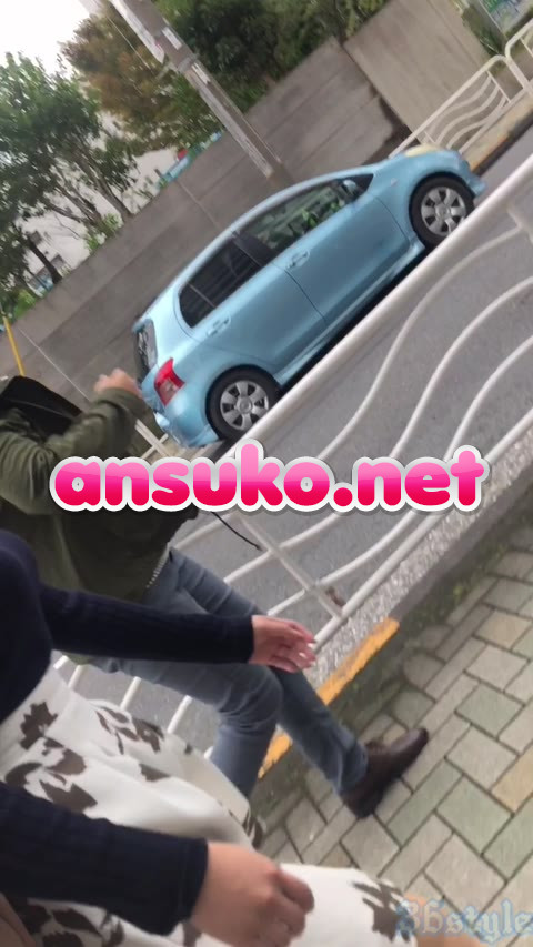 【横からの眺め4】Ｇカップのロケットオッパイの揺れを真横から
