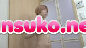 【民泊着替え】 ヲタ活中のBカップボーイッシュ女子 – エロ動画の「エロ達」